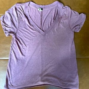 Free People V neck T-shirt, Light purple/ Lilac , Medium